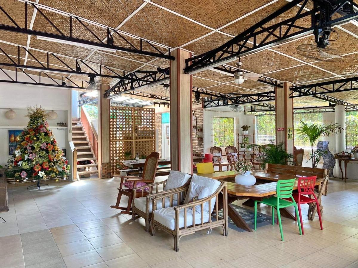 לגאזפי Balai Tinay Guesthouse מראה חיצוני תמונה