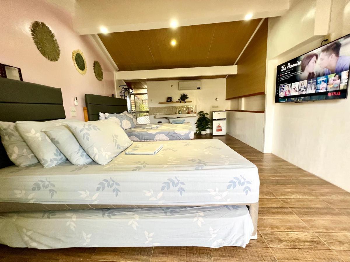 לגאזפי Balai Tinay Guesthouse מראה חיצוני תמונה