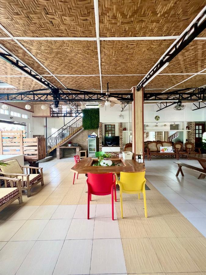 לגאזפי Balai Tinay Guesthouse מראה חיצוני תמונה