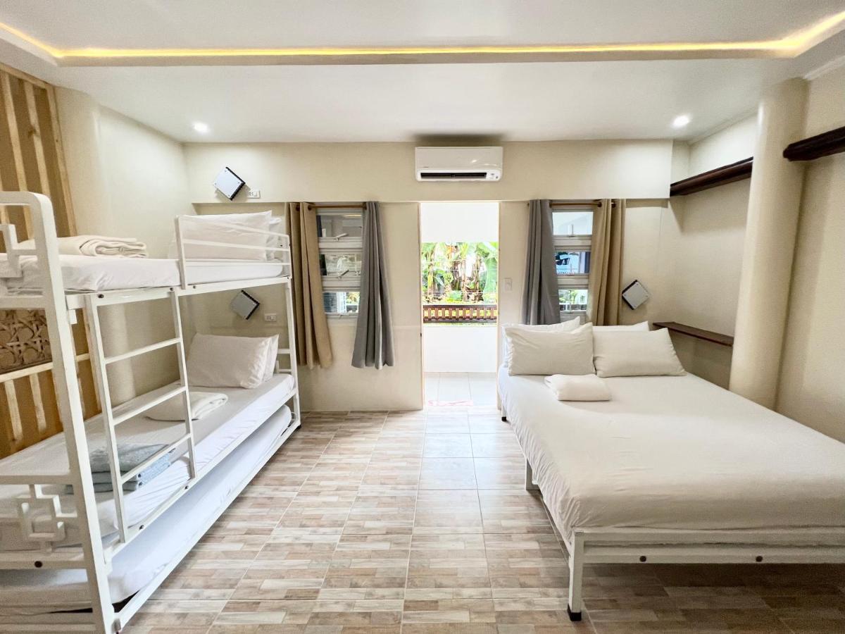 לגאזפי Balai Tinay Guesthouse מראה חיצוני תמונה