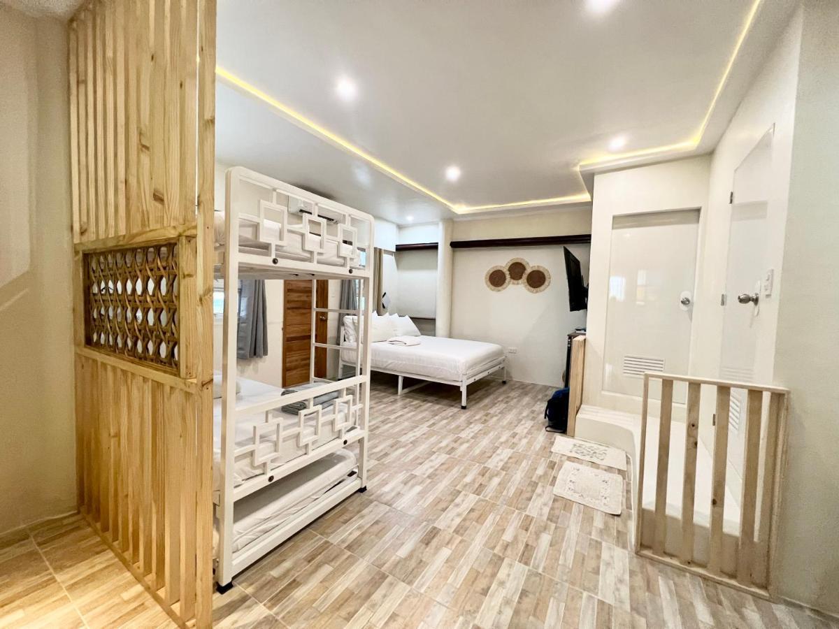 לגאזפי Balai Tinay Guesthouse מראה חיצוני תמונה