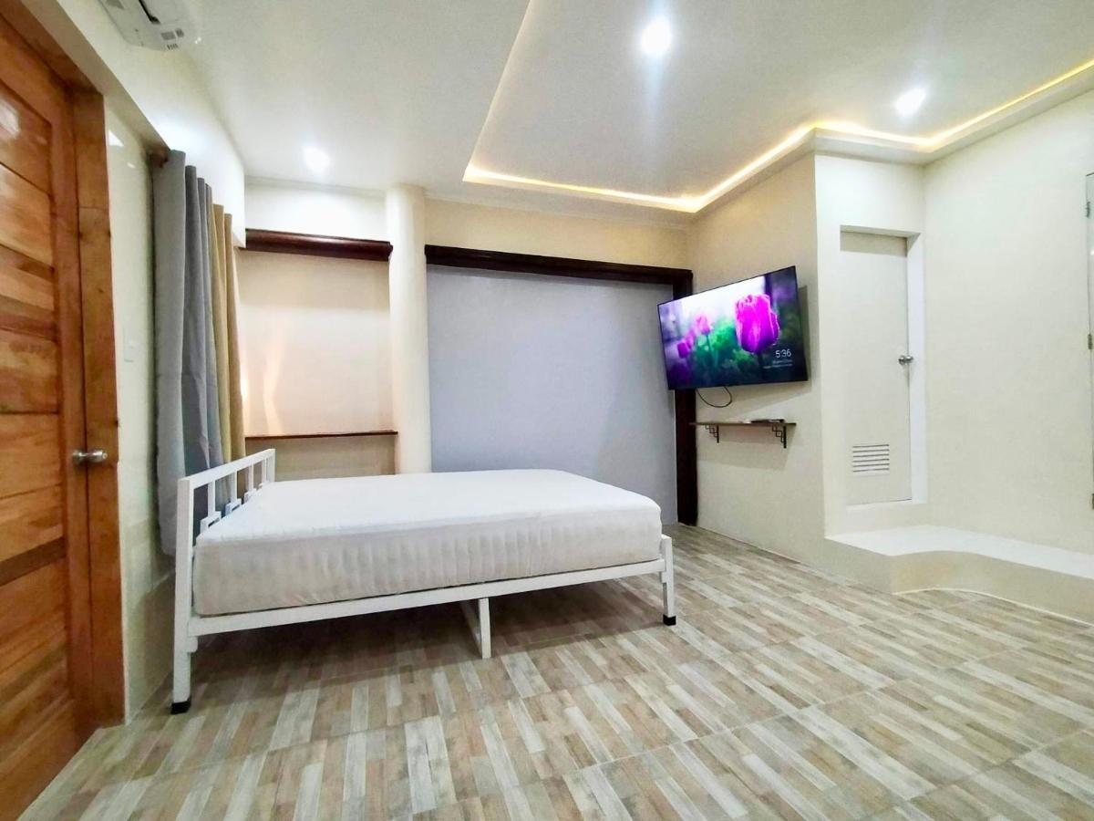 לגאזפי Balai Tinay Guesthouse מראה חיצוני תמונה