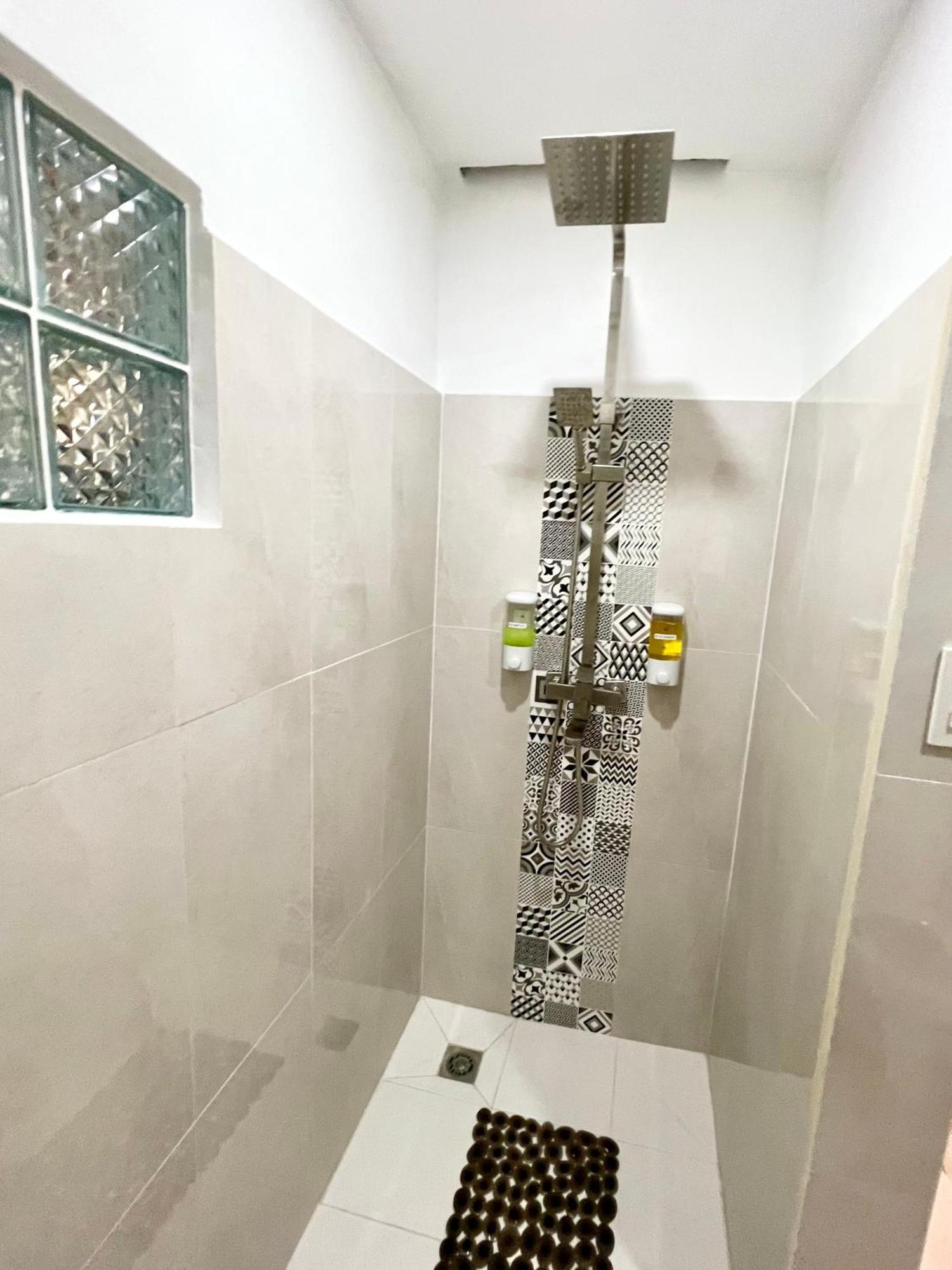 לגאזפי Balai Tinay Guesthouse חדר תמונה
