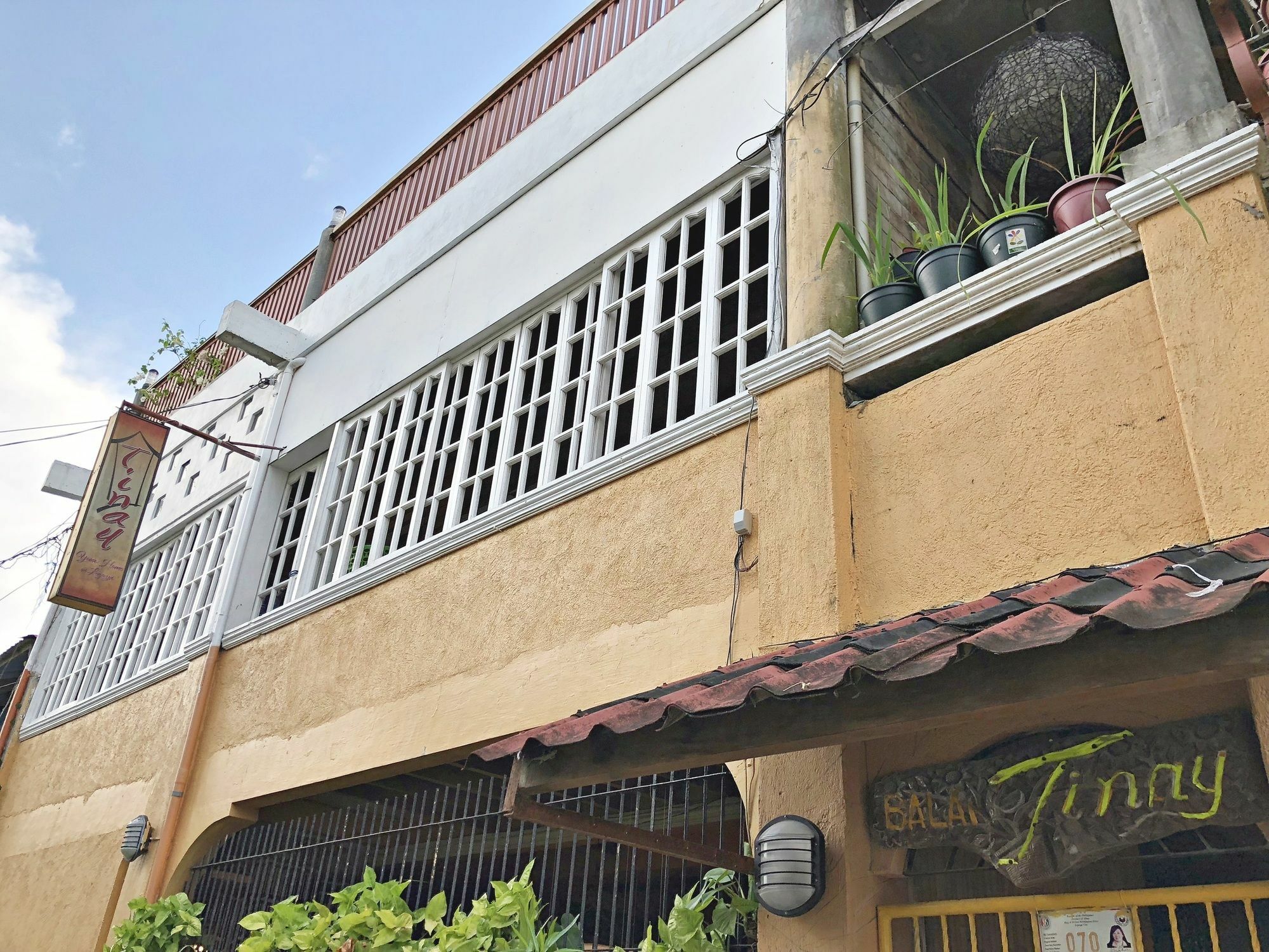 לגאזפי Balai Tinay Guesthouse מראה חיצוני תמונה