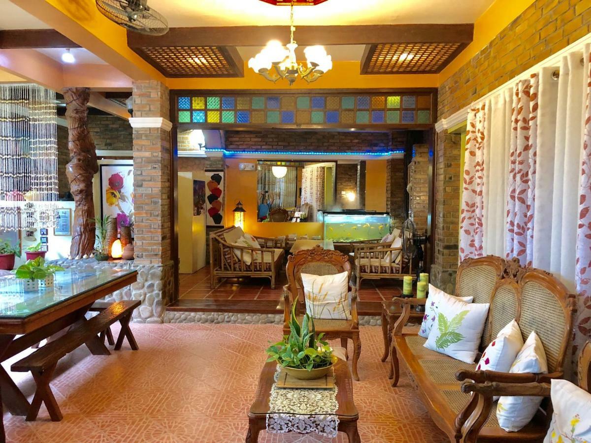 לגאזפי Balai Tinay Guesthouse מראה חיצוני תמונה