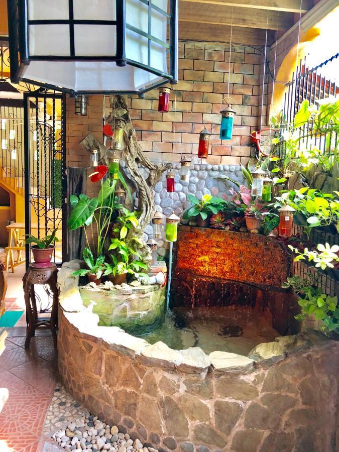 לגאזפי Balai Tinay Guesthouse מראה חיצוני תמונה